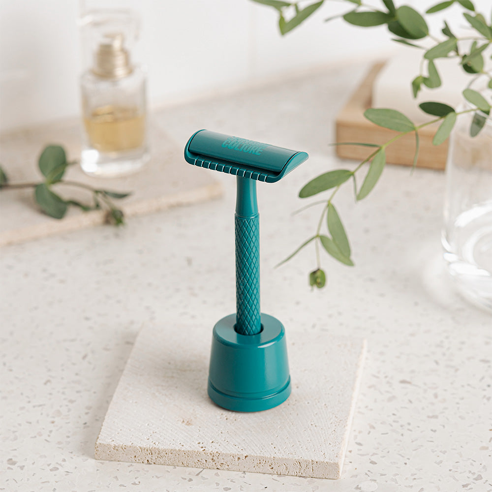 teal safety double edge razor and stand