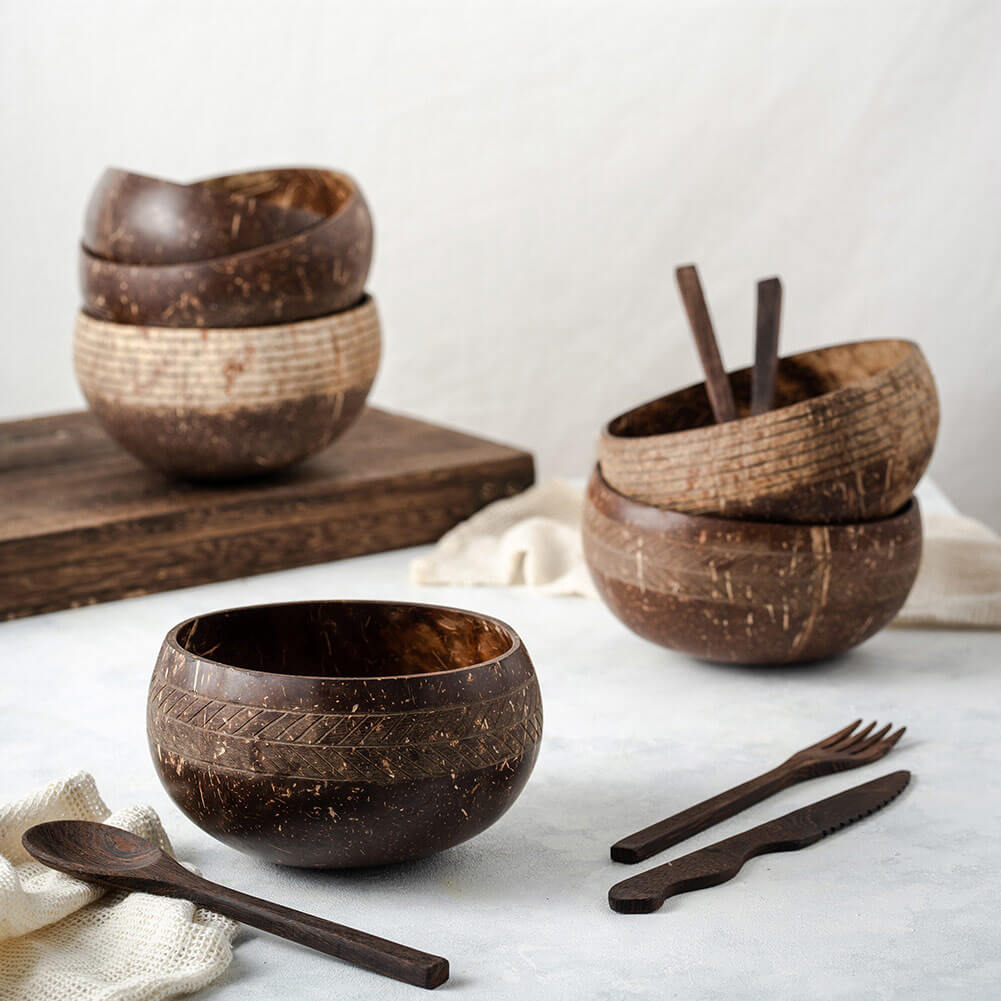 Eco-friendly Coconut Bowls &amp; Spoons Set of 4