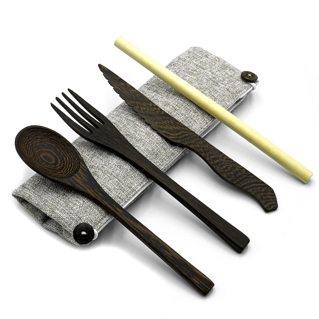 Eco-Friendly Wooden Utensils Set: Sustainable Dining Choice